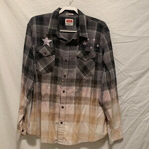 Custom Decorated Wrangler 2XL GRAY & Pink LS Flannel shirt Excellent cond